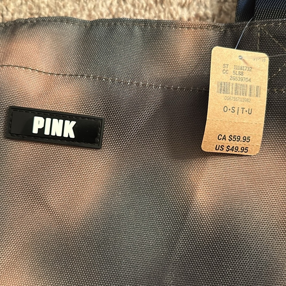 Victoria’s Secret Weekender Tote NWT - Picture 2 of 7